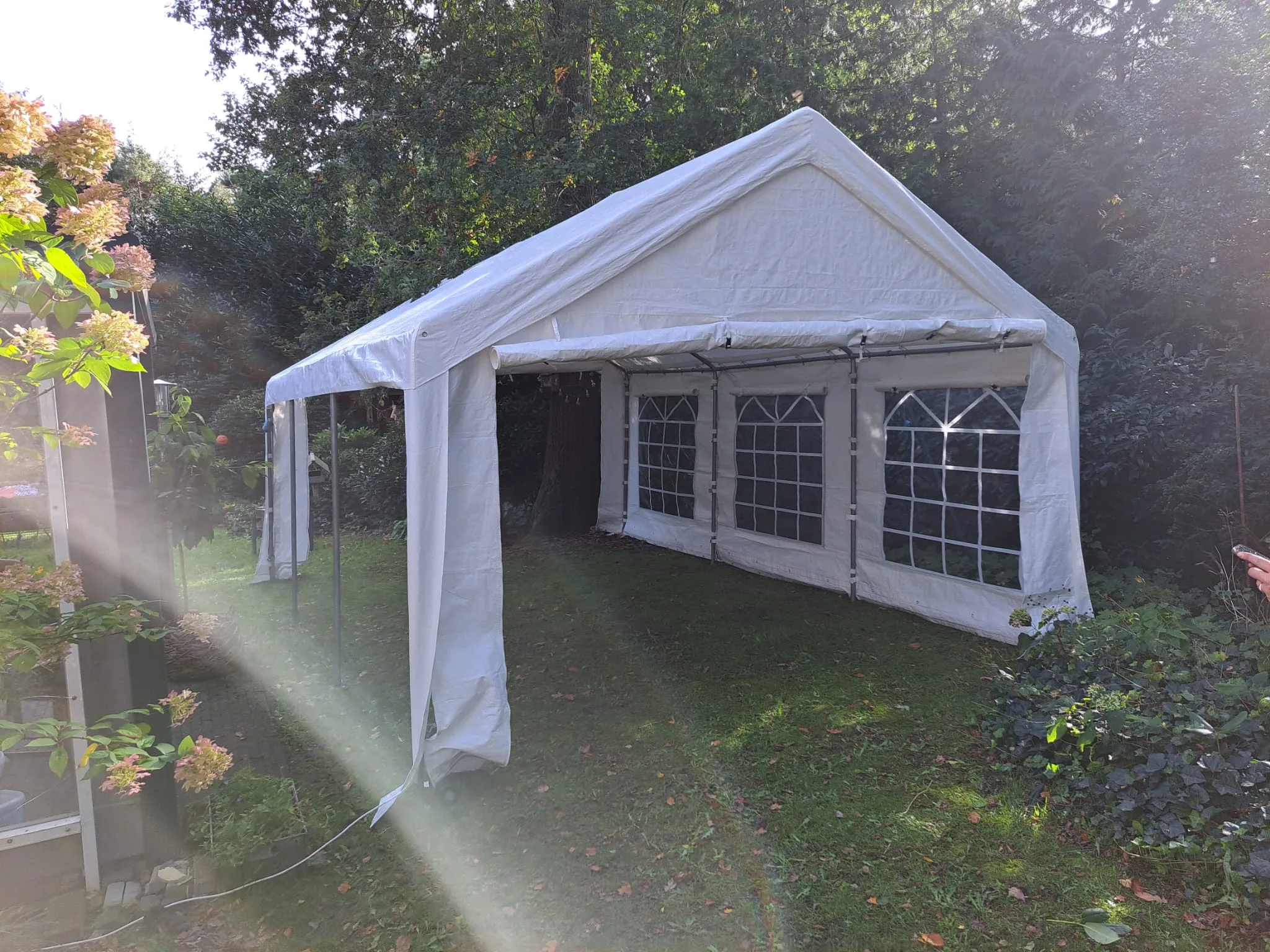 Partytent 4x6 (incl opzetten & afbreken)