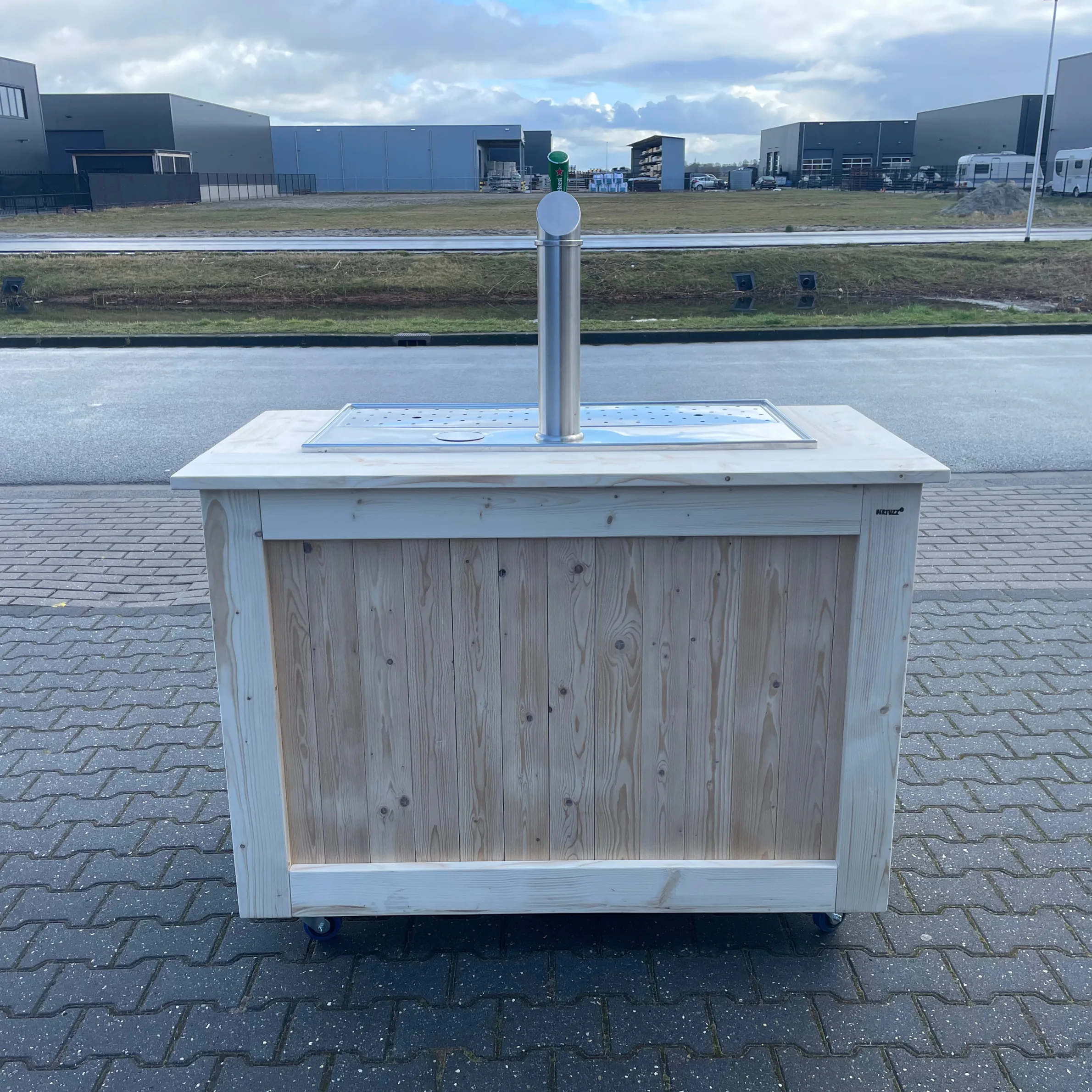 Biertap 1,4m fustenkoelkast 4x20ltr